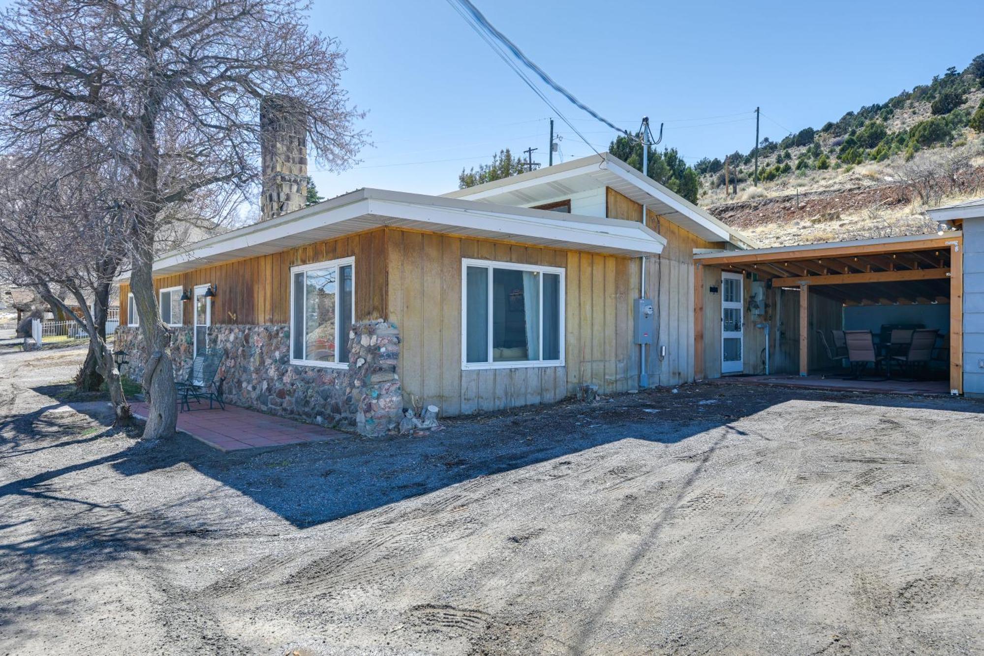 8 Mi To Hiking Home With Patio In Dtwn Pioche Exterior foto